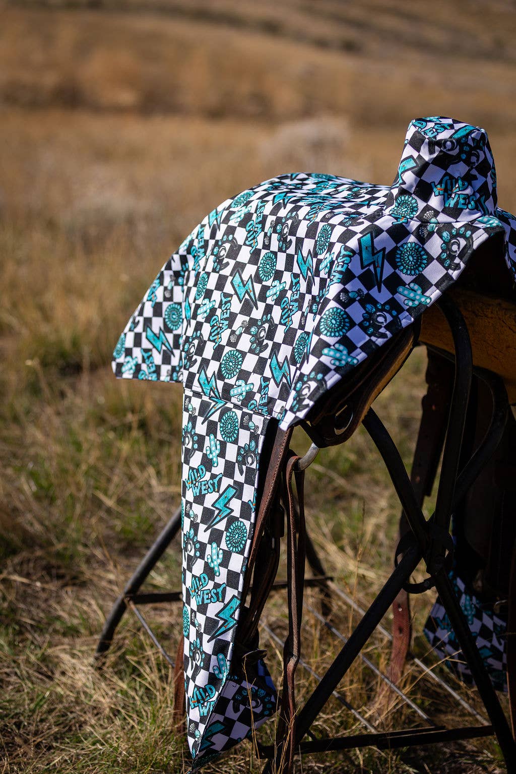 Saddle Cover: Turquoise Glass